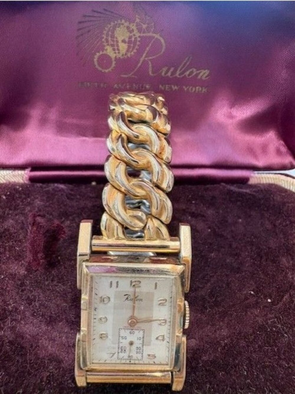 Vintage Rulon Gold-Tone Manual Wind Watch With Chunky Chain Bracelet & Original